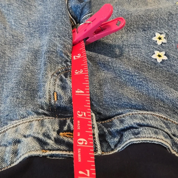 Mama Maternite Low Rib Maternity Distressed Embroidered Kick-Flare Jeans Size 10 - Picture 16 of 17